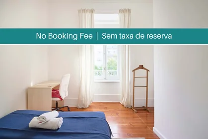 Private room at Avenida 5 de Outubro 61, 1050-082 Lisboa, Portugal, image 1 of 20