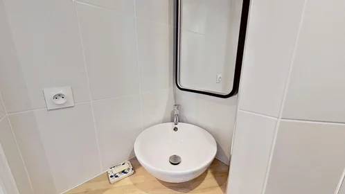 Chambre privée à 7 Rue Sainte-Paix, image 43 de 51