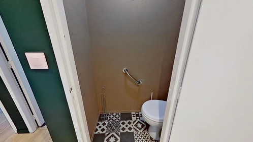 Chambre privée à 7 Rue Sainte-Paix, image 50 de 51