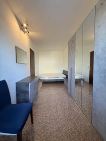 Quarto para alugar ao mês em Roma