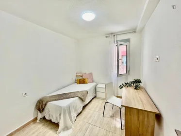 Stanza privata in Calle Maestro Javier Paulino Torres, immagine 1 di 32