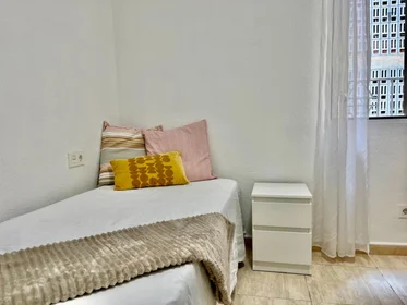 Stanza privata in Calle Maestro Javier Paulino Torres, immagine 5 di 32