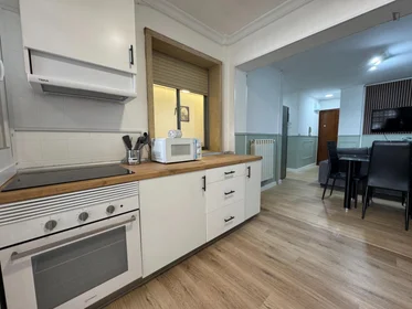 Quarto privado em Plaza Villafranca de los Barros, imagem 13 de 16