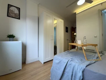Quarto privado em Plaza Villafranca de los Barros, imagem 3 de 16
