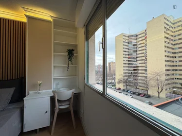 Quarto privado em Plaza Villafranca de los Barros, imagem 4 de 16