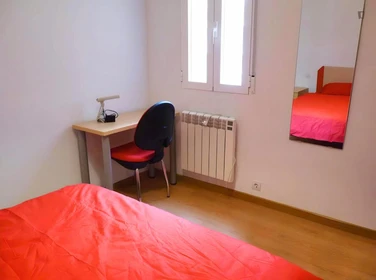 Chambre privée à Calle Hortensia, image 5 de 15