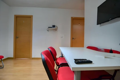 Chambre privée à Calle Hortensia, image 8 de 15