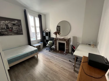 Privatzimmer in der Place Drouet d'Erlon, bild 24 von 31