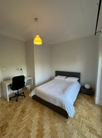 Habitación privada en Largo Manuel Emidio da Silva, imagen 3 de 21