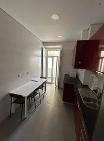 Habitación privada en Largo Manuel Emidio da Silva, imagen 6 de 21