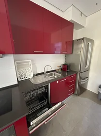 Habitación privada en Largo Manuel Emidio da Silva, imagen 10 de 21