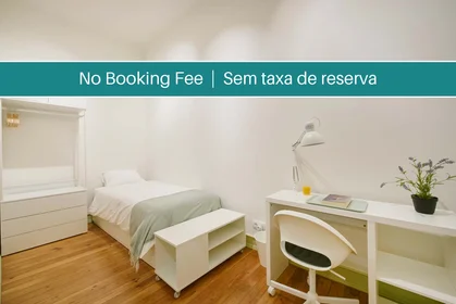 Privatzimmer in der R. Artur Lamas 12, 1300-032 Lisboa, Portugal, bild 1 von 10