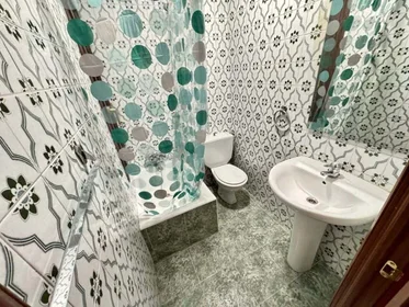 Stanza privata in Calixto Leguina Kalea, Uribarri, 48007 Bilbo, Bizkaia, Spain, immagine 13 di 13