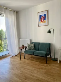 Studio at Rue Médéric, image 2 of 15