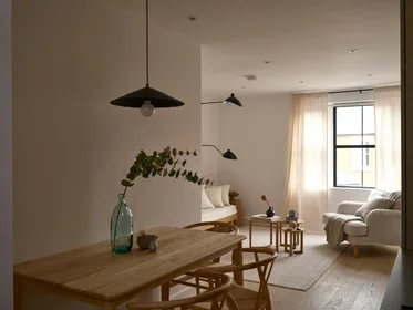 Gesamte Unterkunft in der 31 Alexandra road, bild 2 von 16