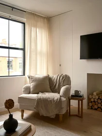 Gesamte Unterkunft in der 31 Alexandra road, bild 3 von 16