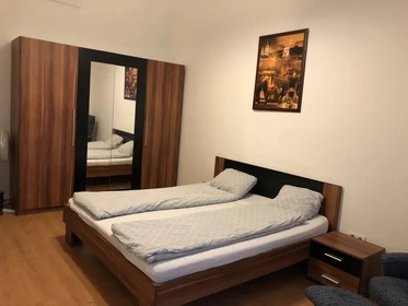 Zimmer zur Miete in einer WG in Budapest