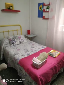 Zimmer mit Doppelbett zu vermieten Jaen