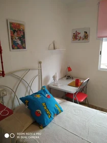 Günstiges Privatzimmer in Jaen