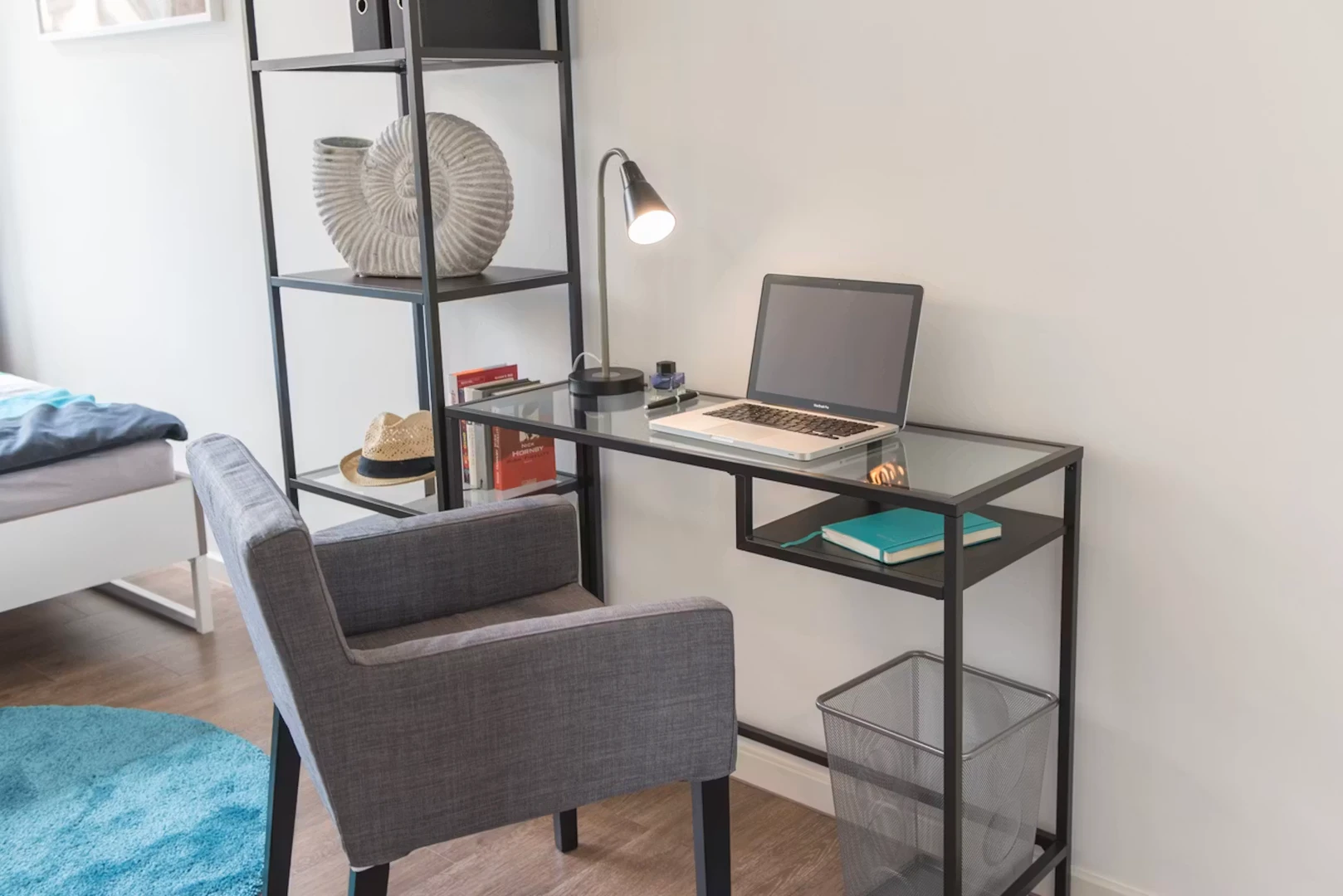 Chambre d'étudiant économique avec emplacement pratique dans