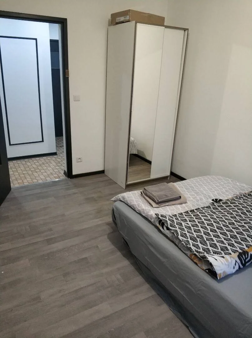 Chambre à louer dans un appartement d'étudiant à , entièrement meublée