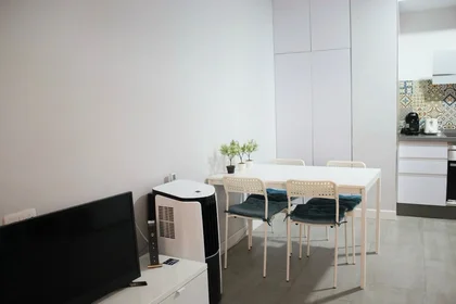 Logement entier à Avenida del Aeropuerto, image 4 de 17
