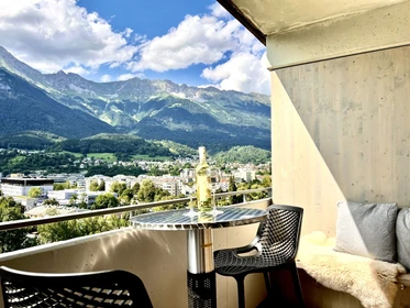 Chambre à louer avec lit double Innsbruck