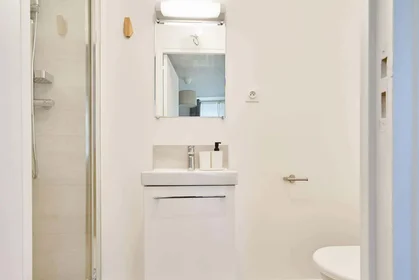 Özel oda konumu 271 Rue d'Estienne d'Orves, 92700 Colombes, France, 5 39 görüntüsü