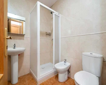 Quarto privado em C. de Triana, 61, Chamartín, 28016 Madrid, Spain, imagem 7 de 49