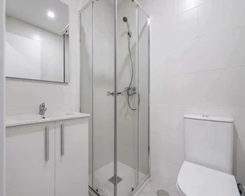 Quarto privado em C. de Triana, 61, Chamartín, 28016 Madrid, Spain, imagem 47 de 49