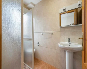 Quarto privado em C. de Triana, 61, Chamartín, 28016 Madrid, Spain, imagem 6 de 49