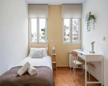 Quarto privado em C. de Triana, 61, Chamartín, 28016 Madrid, Spain, imagem 9 de 49