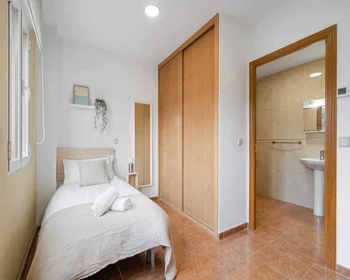 Quarto privado em C. de Triana, 61, Chamartín, 28016 Madrid, Spain, imagem 7 de 49
