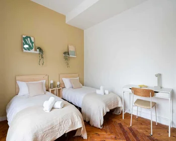 Privatzimmer in der C. de Triana, 61, Chamartín, 28016 Madrid, Spain, bild 1 von 15