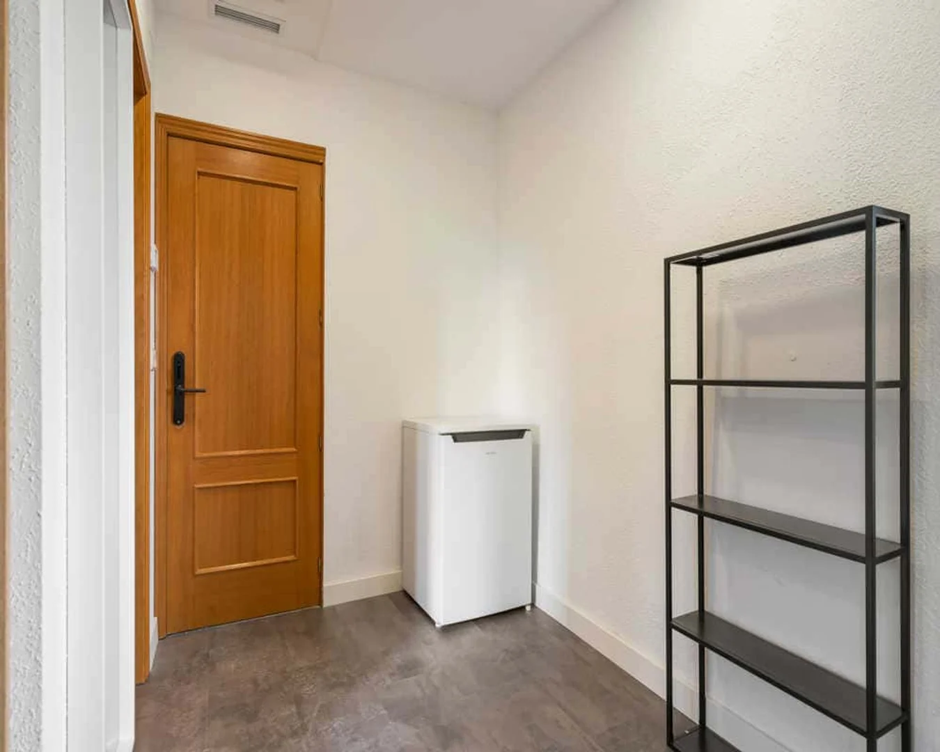 Quarto acolhedor para estudantes disponível em 