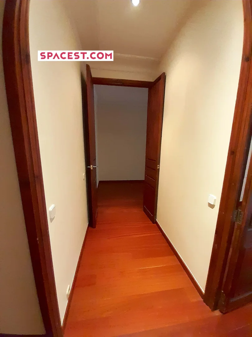 Chambre d'étudiant confortable et spacieuse dans 