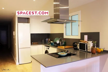 Habitación privada en C/ de la Diputació, 08015 Barcelona, Spain, imagen 1 de 20