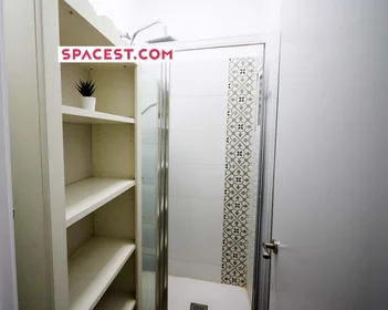 Özel oda konumu Carrer del Cinca, 08030 Barcelona, Spain, 1 12 görüntüsü
