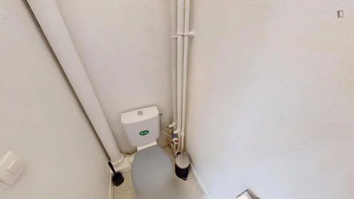 Privatzimmer in der 10 allée de Fontainebleau, bild 14 von 15