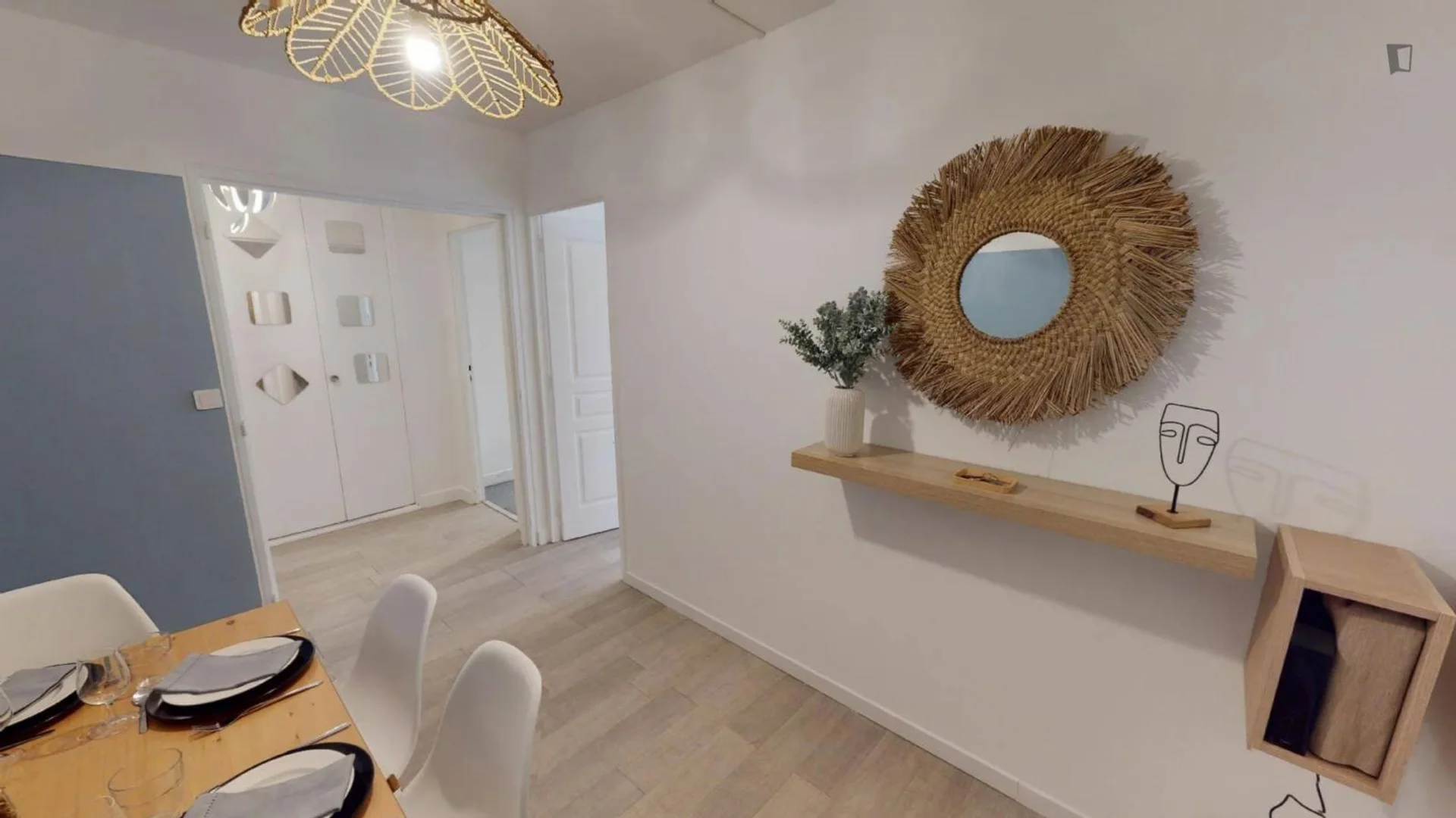 Zimmer in Studentenwohnung in  zu vermieten, voll möbliert