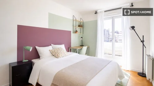 Quarto privado em rue de Bailly, imagem 2 de 19