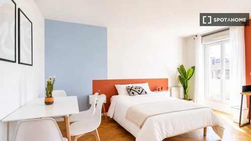 Quarto privado em rue de Bailly, imagem 11 de 19
