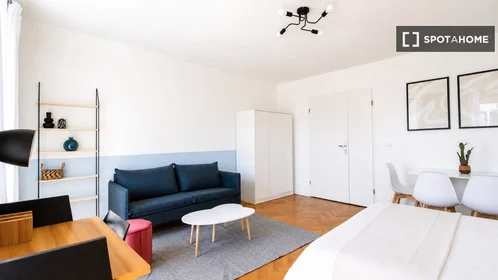 Quarto privado em rue de Bailly, imagem 12 de 19