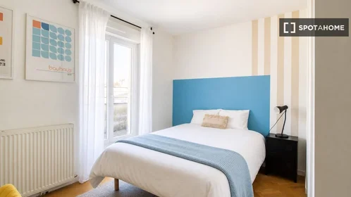 Quarto privado em rue de Bailly, imagem 16 de 19