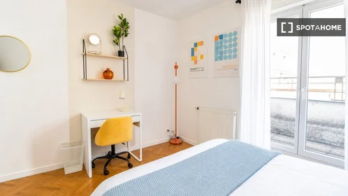 Quarto privado em rue de Bailly, imagem 17 de 19