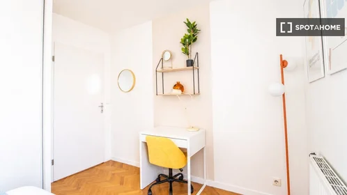 Quarto privado em rue de Bailly, imagem 18 de 19