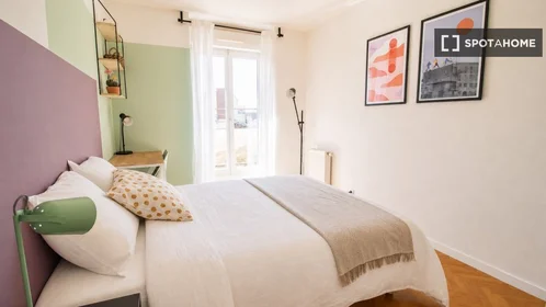 Quarto privado em rue de Bailly, imagem 3 de 19