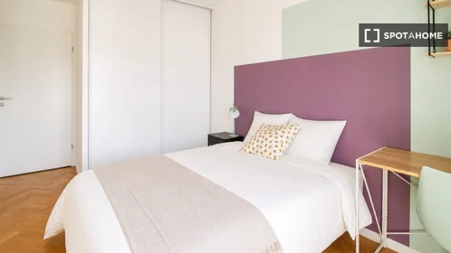 Quarto privado em rue de Bailly, imagem 4 de 19