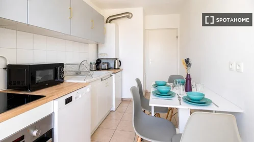 Quarto privado em rue de Bailly, imagem 6 de 19