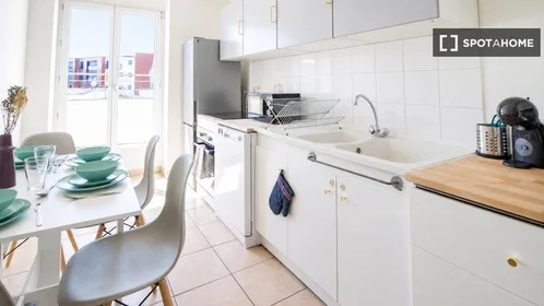 Quarto privado em rue de Bailly, imagem 8 de 19